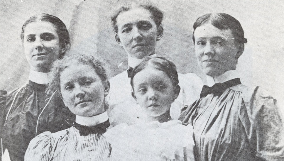 riley family c 1900